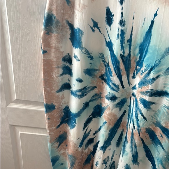Tie-Dye Maxi Dress - Picture 2 of 11